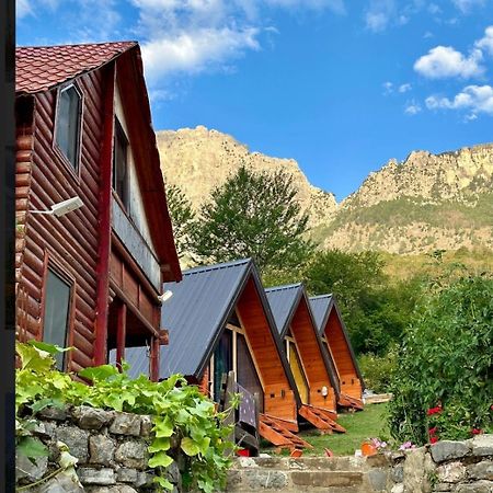Guest House Astrit Villi Theth Exterior photo